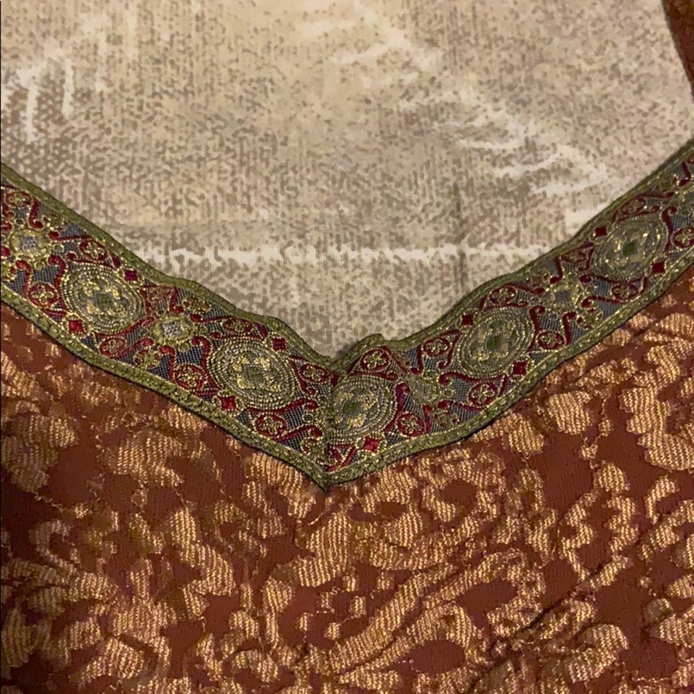 Top - Picture 4 of 6